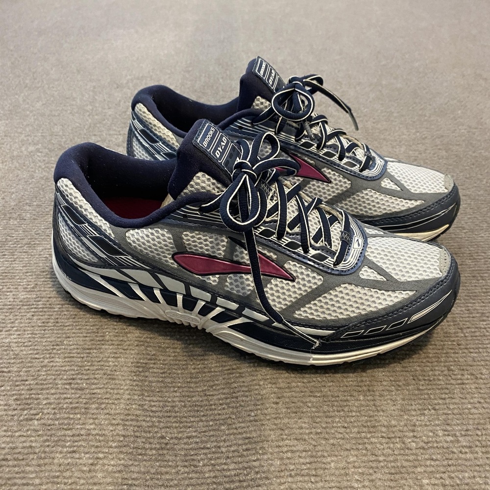 Brooks Dyad 8 Shoes Womens Size 9.5 Gray Mesh Running‎ Athletic Sneakers 120163